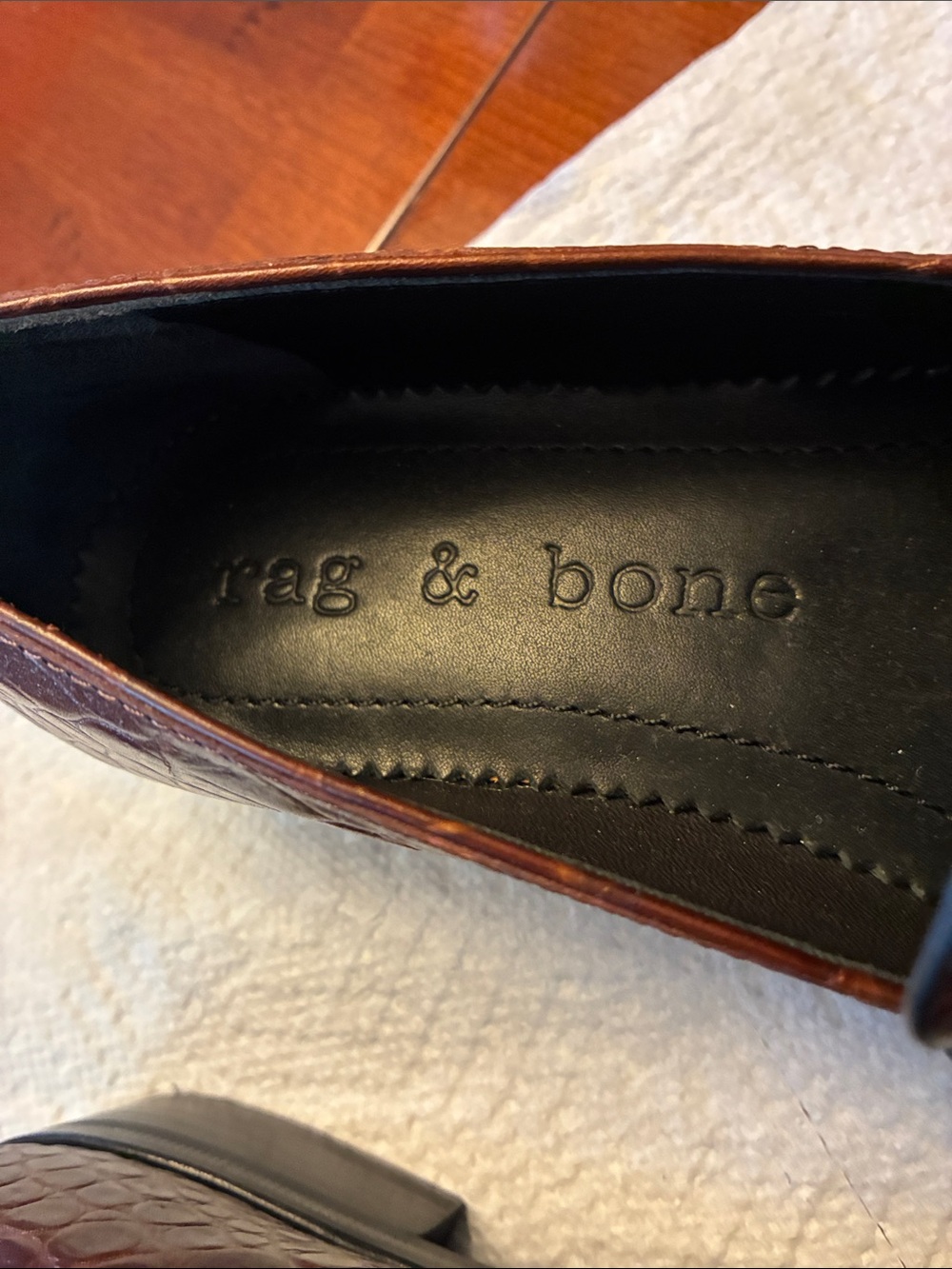 RAG & BONE. GORGEOUS Brown Croc-Embossed Leather Loafers. Size 38. SOFT. NWOT - Picture 3 of 16